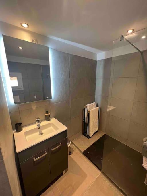 Magnifique T3 Duplex Apartamento Aubagne Exterior foto
